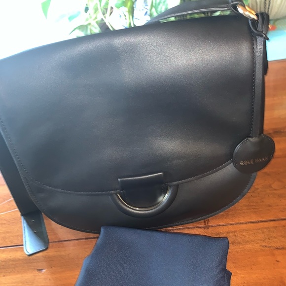 Grand Ambition Saddle Bag Crossbody - Picture 7 of 10